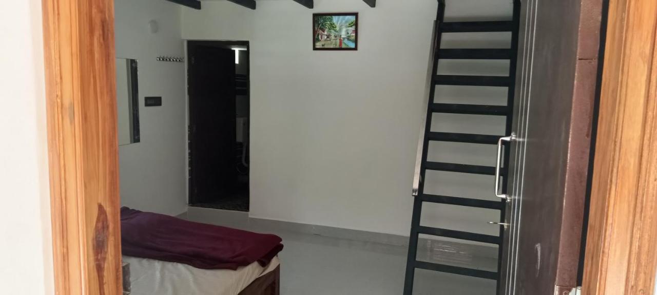 Kund Estate Stay Мадикери Экстерьер фото